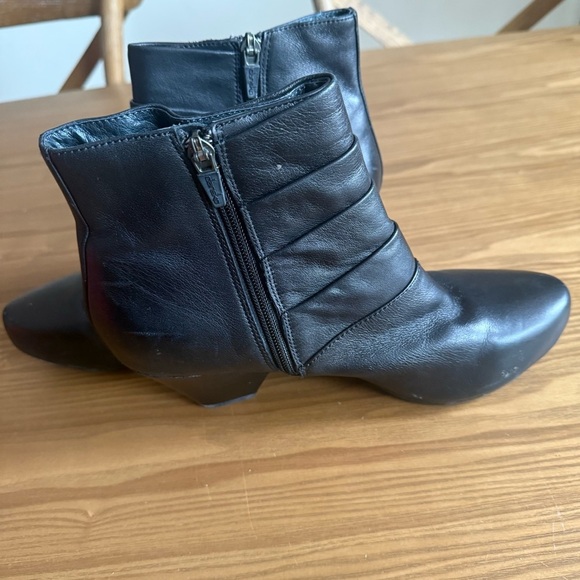 Dansko Baker Black Leather Ankle Boots Size 39 - Picture 2 of 6
